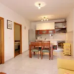 Happy Day Apartman