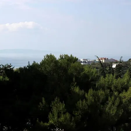 快乐的一天公寓