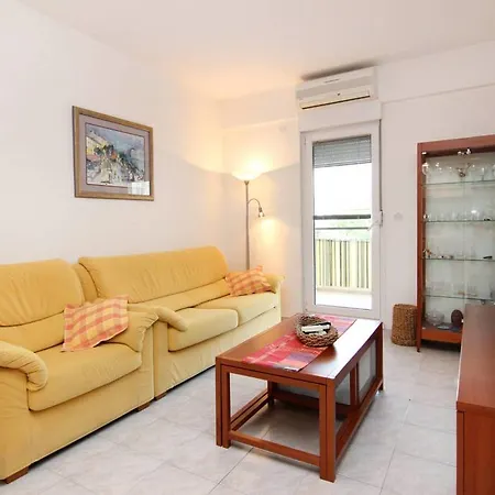 快乐的一天公寓 *